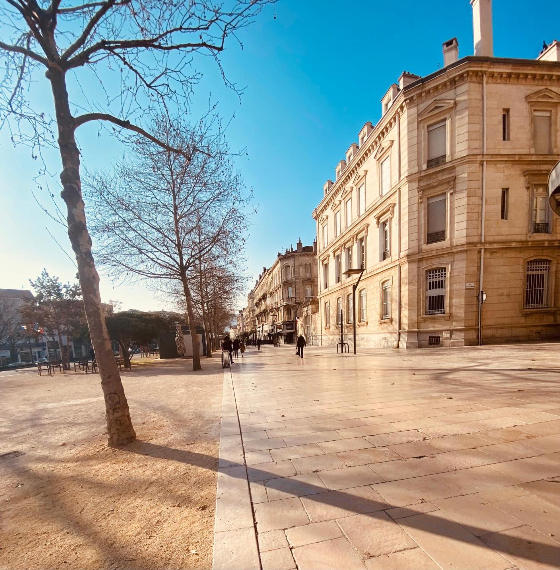 Appartement Centre Ville De Valence Face A La Gare Eksteriør bilde